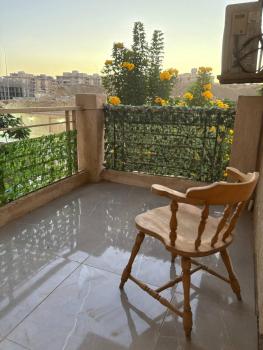Private bedroom with shared bathrooms at Now Cairo, New cairo (Foto 2)