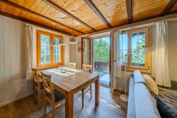 Mountain Apartment - Hot Tub & Sunset Views, Axalp (fotografie 3)
