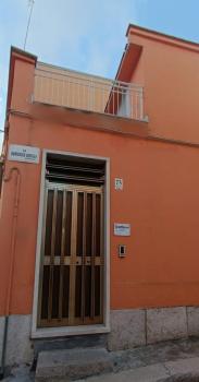 Grotthouse, Andria (foto 4)