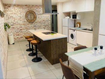 Wild Olive at 51, Windhoek (photo 5)
