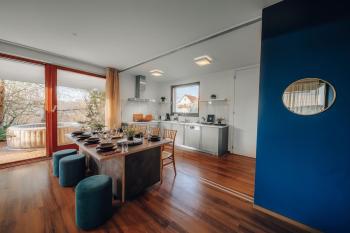 Marvel 2BD Apartment in modern villa with cozy terrace, Прага (фото 4)