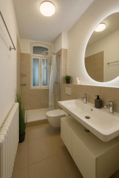 YFB-170m2 Apartment für bis zu 15, modern, 1min zu UBahn, Ruhige Lage, Parkplätze, WIFI, Netflix, Kindergerecht, Norimberk (fotografie 3)