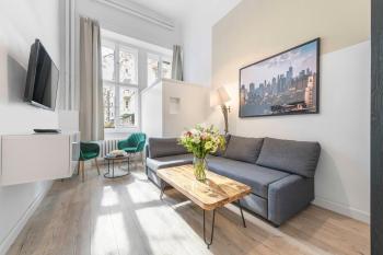 The Düsseldorfer, 1 BR, 1 living room, group & family friendly, ideal for 2 - 4 Guests, Berlin (photo 2)