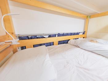 Circle Ten Dormitory-Men Only, Токио (фото 5)