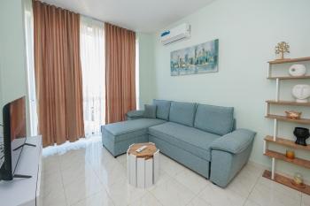 Luxury Apartment with Parking, Tirana (photo 5)