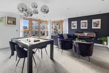City Penthouse with 3 floors , Super King Bed , with secret garden, Birmingham (photo 4)