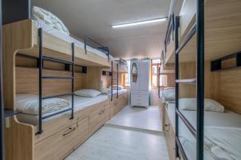 Golden horn hostel, Istanbul (photo 2)