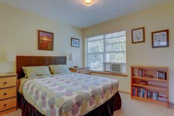 13 Lodge, Hood River (photo 2)