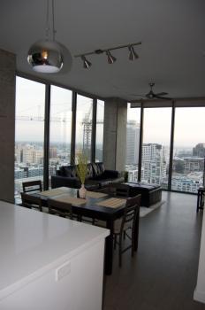 Top Floor 3 Bed 3 Bath Penthouse Living In Luxury, Los Angeles (photo 4)