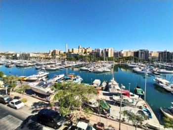 Bright and Central 2 Bedroom with Harbour view, Msida (foto 2)