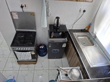 cozy 1bedroom mombasa bamburi near the beach with hot shower, Netflix, Secured parking 07&07 for 95 then 61to18, Mombasa (foto 4)