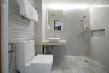950 Condotel, Ángeles (foto 5)