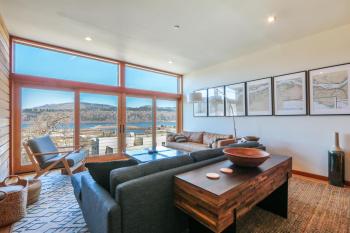 ALOFT, Hood River (photo 2)