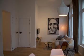 Charming Apartment with Cathedral View in Antwerp on the 2th floor, Amberes (foto 2)