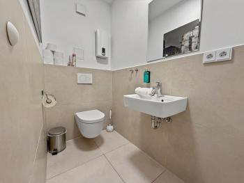 Flatista Homes - Central Station - 3BR, Munich (photo 3)