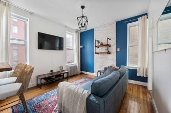 Spacious 2BR on the Upper East Side Steps from Central Park, New York (Foto 2)