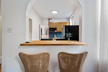 Spacious 2BR on the Upper East Side Steps from Central Park, New York (Foto 4)