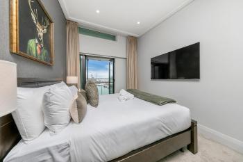 Penthouse Premier, Auckland (photo 2)