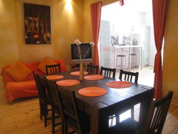 Elegance on a Budget - Rooms for Rent in Sofia Center, Sofia (Foto 4)