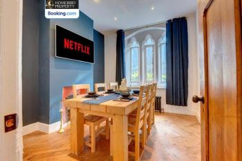 Large 6BDR House By Homebird Property Management Short Lets & Serviced Accommodation Leeds With Secured Parking & Garden Area, Leeds (Foto 4)