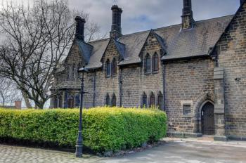 Large 6BDR House By Homebird Property Management Short Lets & Serviced Accommodation Leeds With Secured Parking & Garden Area, Leeds (Foto 2)