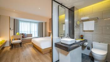 Holiday Inn Shanghai Huaxia by IHG, Szanghaj (zdjęcie 5)