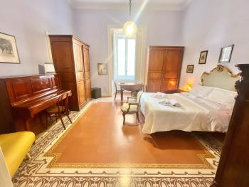 Conservatorio 16 Rooms centro storico, Naples (photo 3)