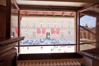 Great Location Just Infront of Pitti Palace, Firenze (foto 3)