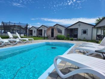 Holiday homes with pool, sauna and jacuzzi, Gąski (photo 3)