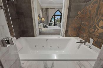 Zabeel Saray Royal Residences Lagoon Villa, Dubaj (zdjęcie 5)