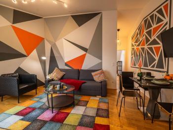 Balcony Apartment for 4 near Naschmarkt & U4 Metro, Vienna (photo 2)