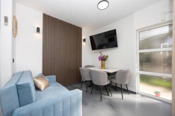 Apartment in Okrug Gornji with sea view, air conditioning, WiFi, washing machine 5049-1, Trogir (photo 4)