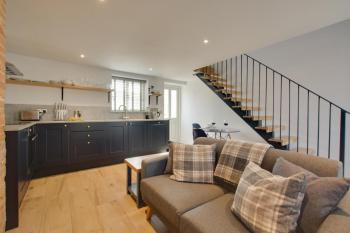 1 Bed in Holt oc-2184, Holt (fotografie 5)