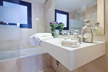 Apartment Barcelona Rentals - Private Pool and Garden Center, Barcelona (fotografie 5)