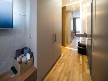 Premium Design, Renovated 2024 Free parking, Riga (Foto 3)