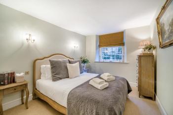 2 Bed in Bath oc-bhr25, Бат (фото 3)