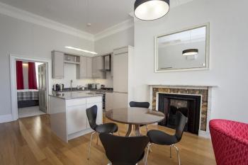 2 Bed in Bath oc-bhr43, Bath (foto 5)
