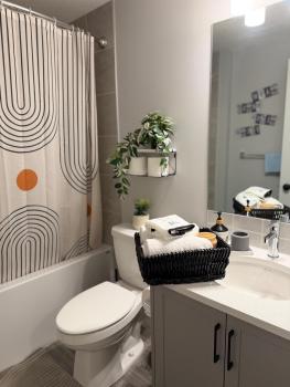 Relax, Recharge, Repeat 2Bedroom Walkout Haven, Calgary (foto 3)