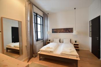 Luxury Apartment by Hi5 - Bajcsy Suite, Budapest (photo 3)