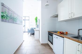 NIEB by ROCKCHAIR Apartments l SUPERHOST Status l 3 Bedrooms Boxspringbeds 3 Bathrooms in Center Kurfürstendamm - Cozy Family & Business Flair welcomes you!, Berlín (foto 4)