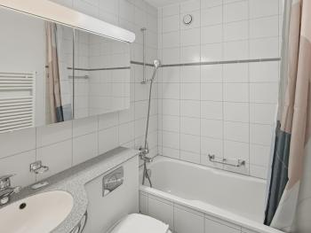 Very nice 1BR flat with sunny balcony - Sky4, Curych (fotografie 3)