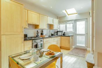 1 Bed in Woolacombe oc-waves, Woolacombe (photo 2)