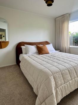 The 'Brick house' cottage near the beach, Auckland (photo 4)
