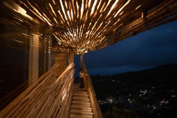 The Ledge by Bloobuck - Romantic Jacuzzi Villa near Vagamon, Pīrmed (photo 3)