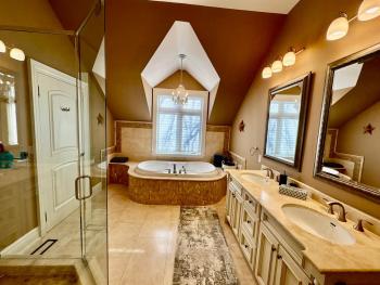 iResidence in Toronto - Unique Mansion - Fantastic Views with Breakfast, Toronto (photo 4)