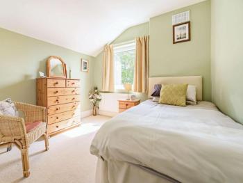 3 Bed in Keswick oc-sz395, Keswick (photo 2)