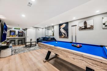 Modern 5BR, Kid-Friendly Home In Poconos with Pool Table, East Stroudsburg (Foto 5)