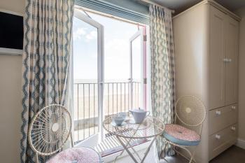 Magenta - A stunning Seafront house with lovely and uninterrupted Beach Views - Aldeburgh Coastal Cottages, Aldeburgh (zdjęcie 3)