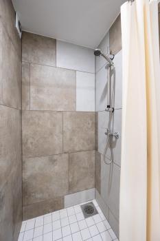 Apartment 5 - Spacious 2BR Apartment, City Access, Near Old Town, Tallinn (photo 3)
