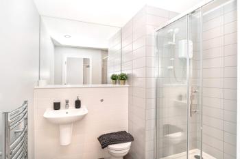 Fantastic 1 Bed Apartment in Waterloo Liverpool, Liverpool (photo 5)